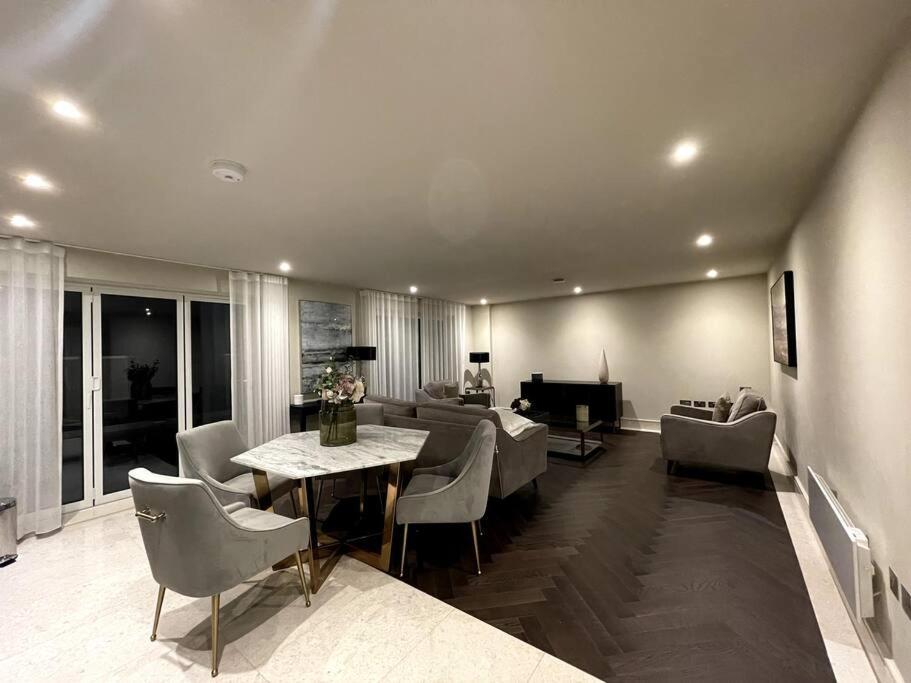 شقة 2Br Urban Vista Retreat Chcl F7 تشيجويل المظهر الخارجي الصورة