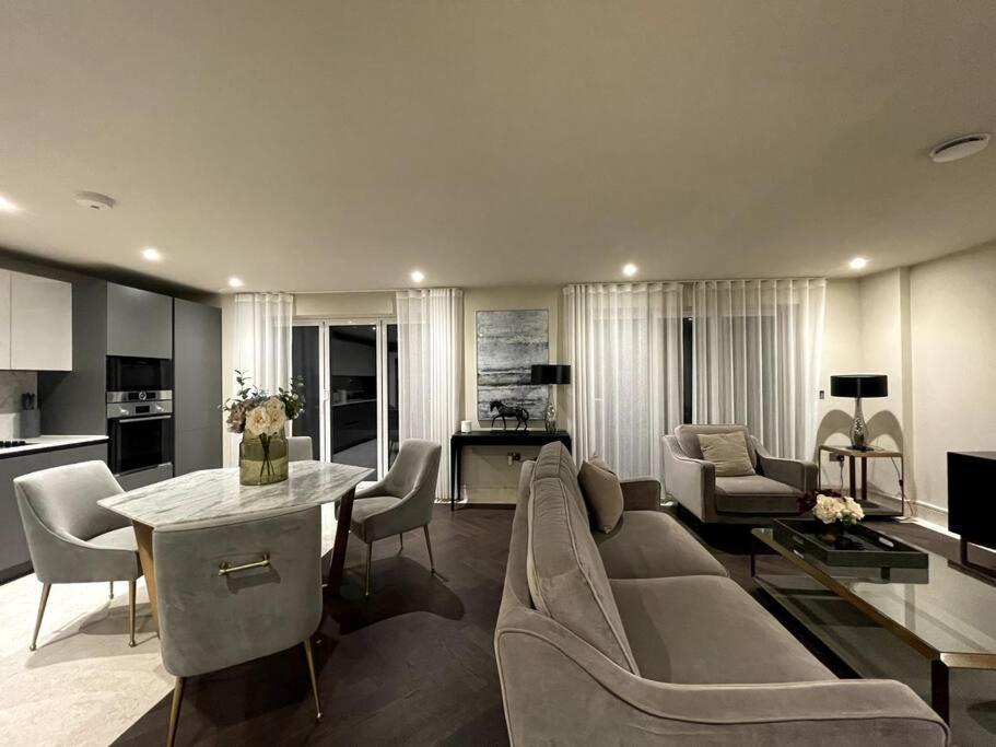 شقة 2Br Urban Vista Retreat Chcl F7 تشيجويل المظهر الخارجي الصورة