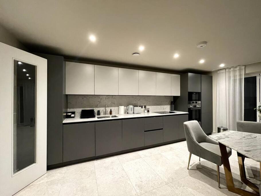 شقة 2Br Urban Vista Retreat Chcl F7 تشيجويل المظهر الخارجي الصورة
